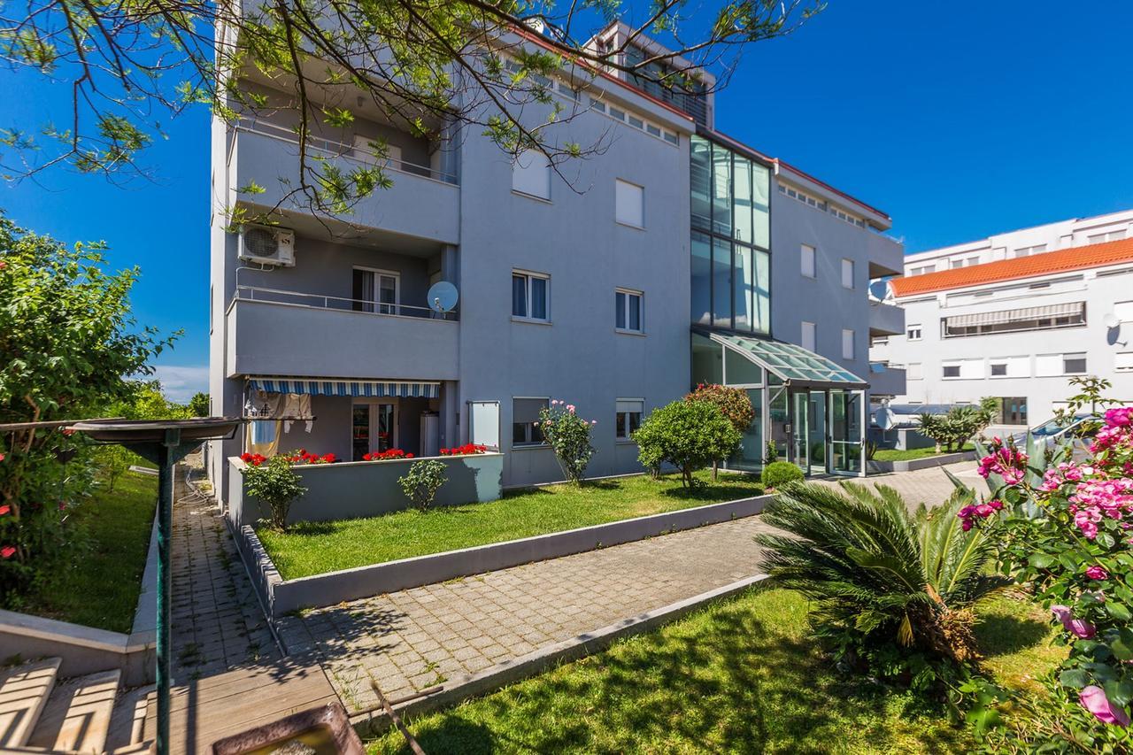 Adriano 2Br Apartment With Terrace Задар Экстерьер фото